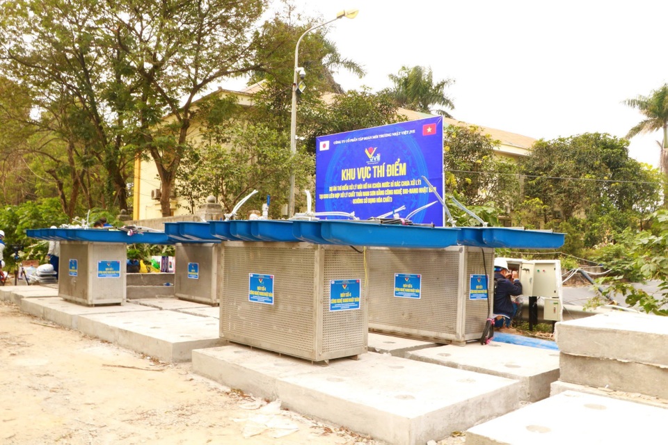 Chính thức thí điểm khử mùi bãi rác Nam Sơn bằng công nghệ Nhật Bản - 1 Chính thức thí điểm khử mùi bãi rác Nam Sơn bằng công nghệ Nhật Bản - 1