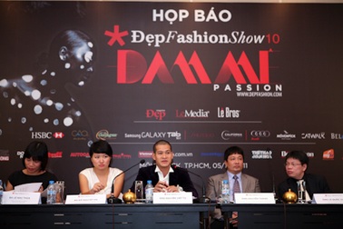 Đẹp Fashion show 10 trình làng nhiều người mẫu mới