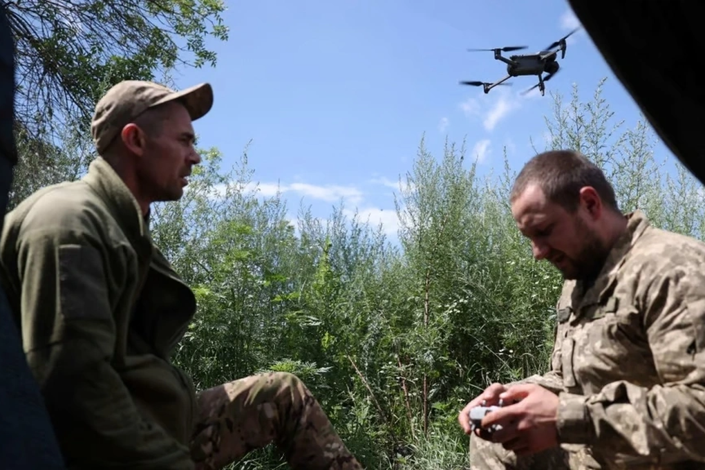 Ukraine triển khai 2.000 UAV đến những mặt trận nóng nhất - 1 Ukraine triển khai 2.000 UAV đến những mặt trận nóng nhất - 1