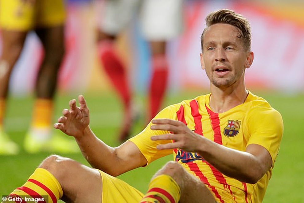 Barcelona thảm bại trước Benfica, Bayern Munich thắng 5 sao - 7 Barcelona thảm bại trước Benfica, Bayern Munich thắng 5 sao - 7