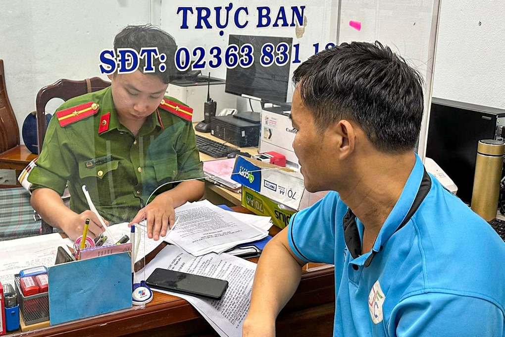 Một phóng viên bị dọa giết sau khi phản ánh cho vay nặng lãi - 1 Một phóng viên bị dọa giết sau khi phản ánh cho vay nặng lãi - 1