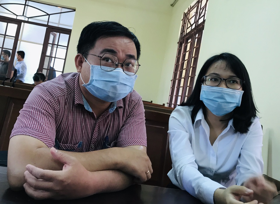 Bảo vệ danh dự, thầy giáo vụ cho trò diễn cảnh nóng kháng cáo - 1 Bảo vệ danh dự, thầy giáo vụ cho trò diễn cảnh nóng kháng cáo - 1