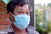 Người dân xóm trọ bật khóc khi nhận quà từ Tổ công tác đặc biệt Bộ LĐ-TB&XH