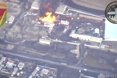 Video "vũ khí nguy hiểm nhất" Mỹ cấp cho Ukraine phá hủy mục tiêu của Nga