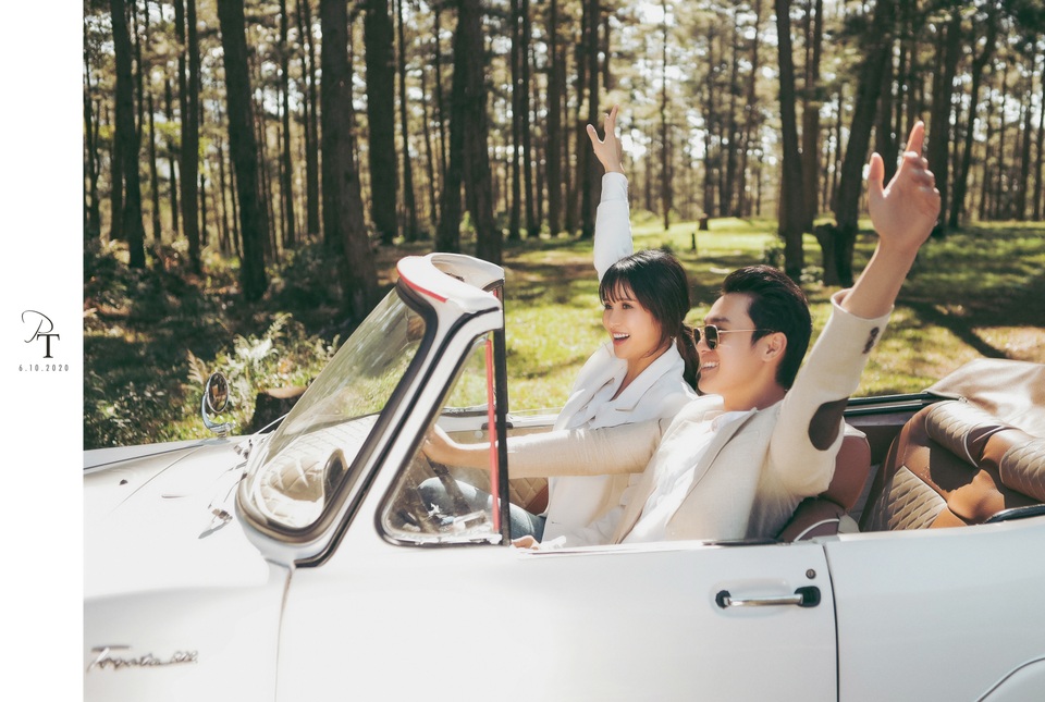 Ảnh cưới bán nude của Thảo Trang với ông xã kém 9 tuổi - 13 Ảnh cưới bán nude của Thảo Trang với ông xã kém 9 tuổi - 13