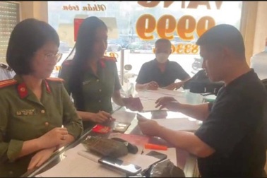 Bộ Công an: Có tình trạng thuê xếp hàng mua vàng "bình ổn" tại Hà Nội