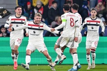 Hojlund thăng hoa, Man Utd ngược dòng ngoạn mục hạ Viktoria Plzen