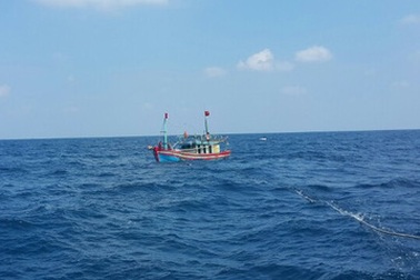 Trợ giúp y tế cứu một ngư dân bị đau ruột thừa