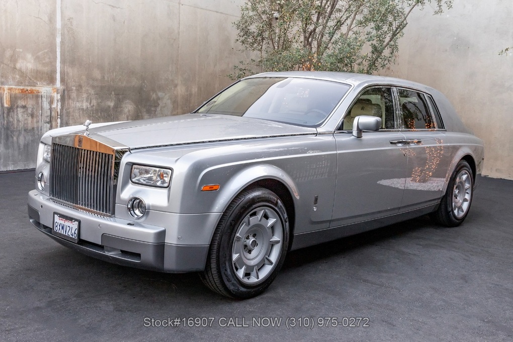 Mua xe Rolls-Royce Phantom cũ và nguy cơ một tiền gà, ba tiền thóc - 1