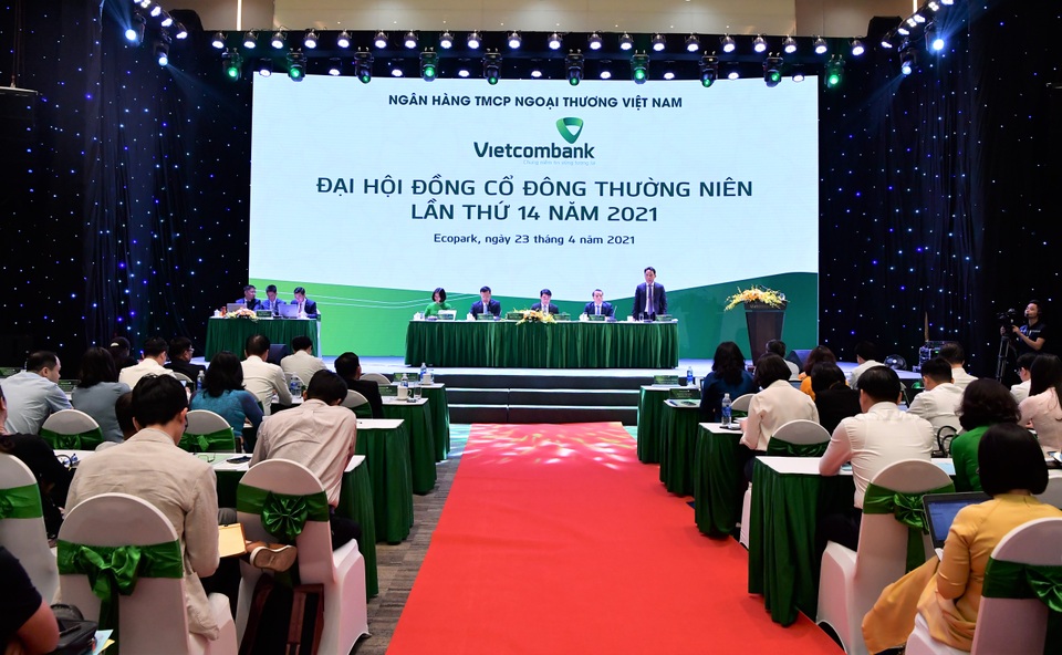 Họp ĐHCĐ Vietcombank: Mục tiêu lãi hơn 25.500 tỷ đồng - 1 Họp ĐHCĐ Vietcombank: Mục tiêu lãi hơn 25.500 tỷ đồng - 1