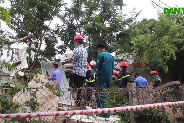 Hiện trường vụ nổ sập nhà làm vợ chồng tử vong