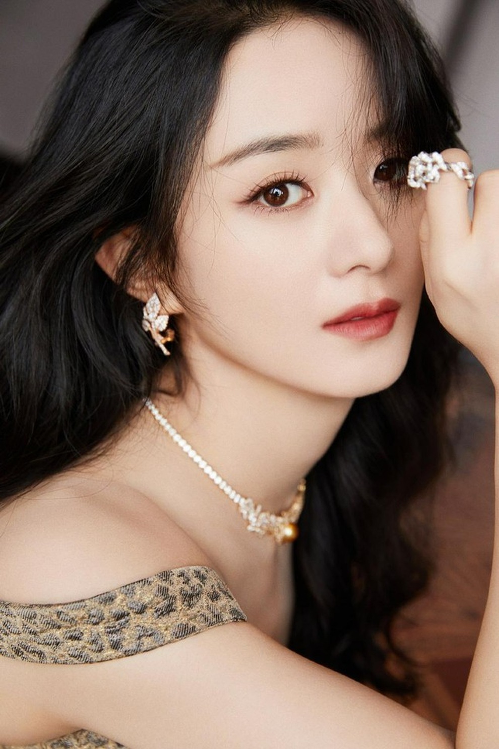 34 tuổi, Triệu Lệ Dĩnh xuất sắc vào vai... nữ sinh trung học - 6 34 tuổi, Triệu Lệ Dĩnh xuất sắc vào vai... nữ sinh trung học - 6