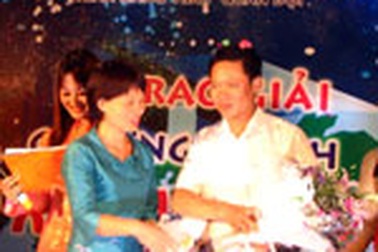 Hơn 400 khách hàng trúng thưởng "Du xuân cùng MB"