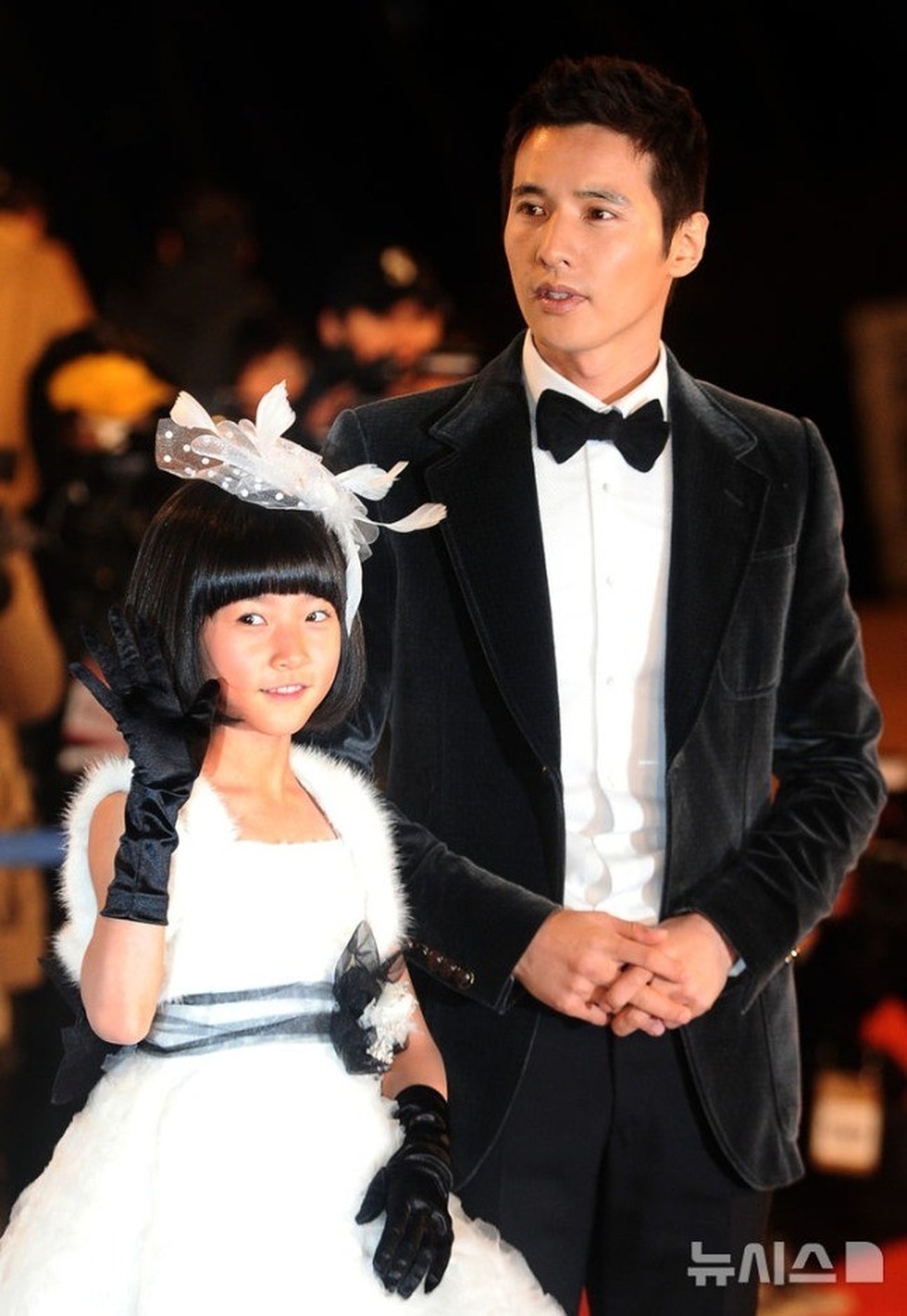 Tài tử Trái tim mùa thu Won Bin: Ông chú có trái tim ấm áp, sống bí ẩn - 2