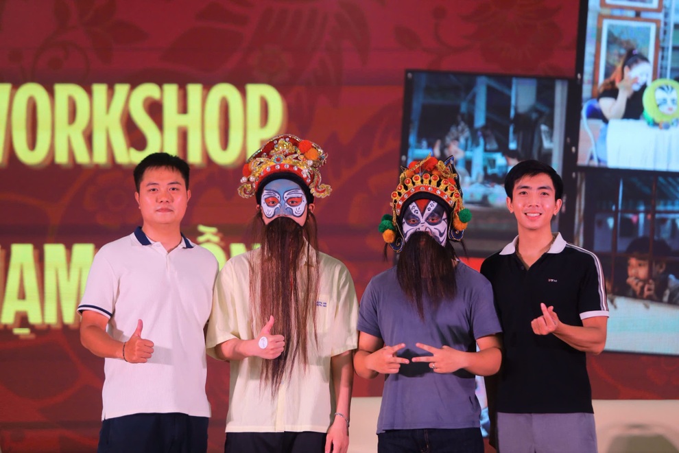 Gen Z đưa tuồng trở lại bằng lối kể hiện đại - 2 Gen Z đưa tuồng trở lại bằng lối kể hiện đại - 2
