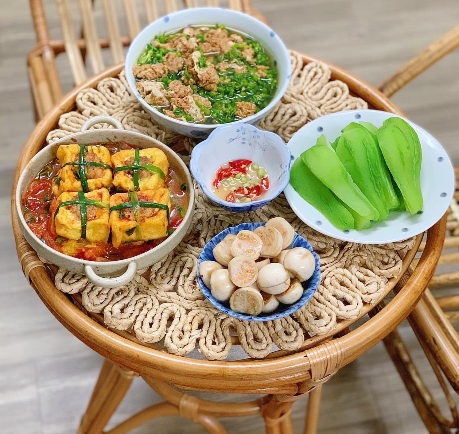 Bắt mắt, đã miệng với những mâm cơm dành cho gia đình 3 người - 8