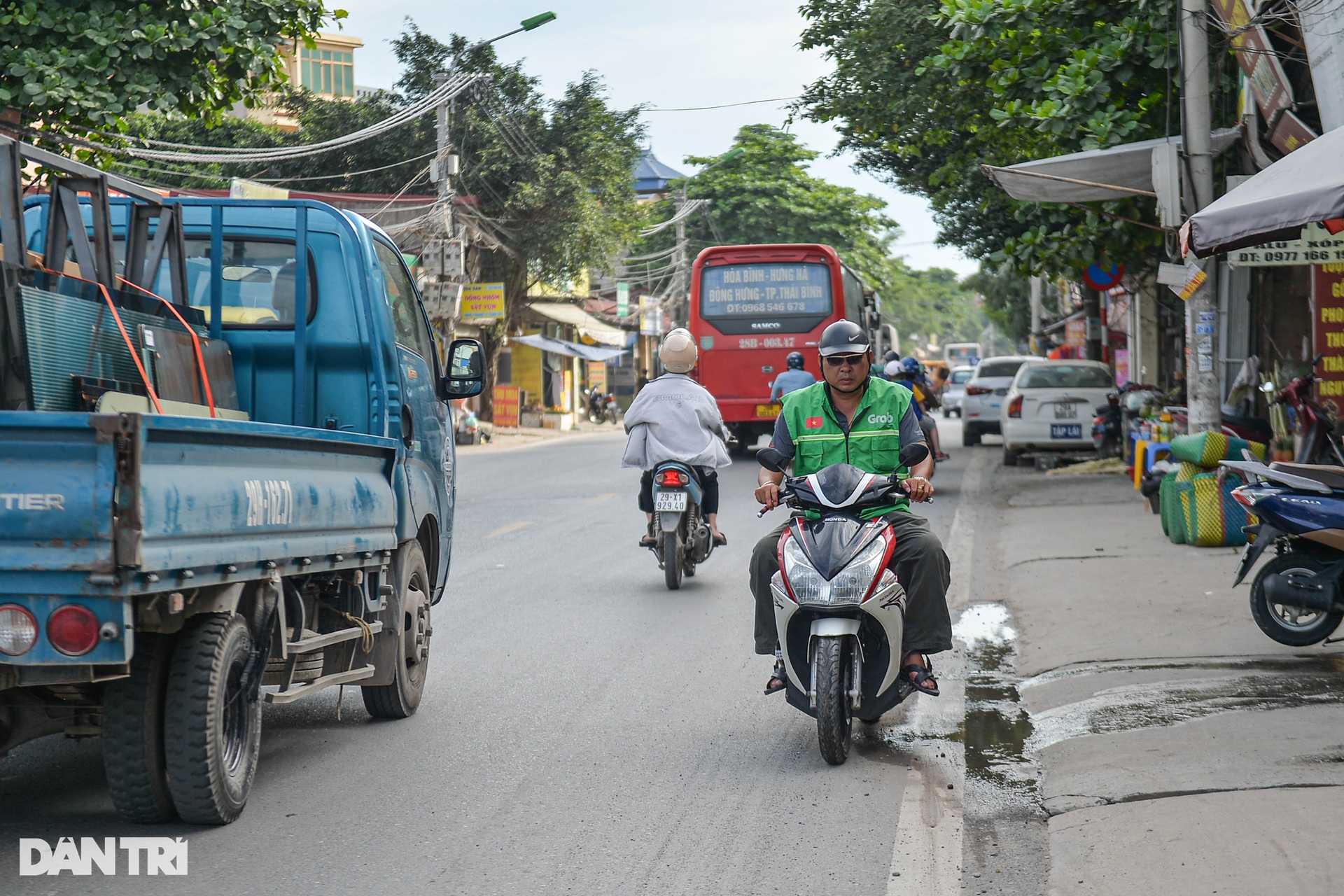 Hiện trạng dự án hơn 8.100 tỷ đồng mở rộng quốc lộ 6, đạt tốc độ 100km/h - 2