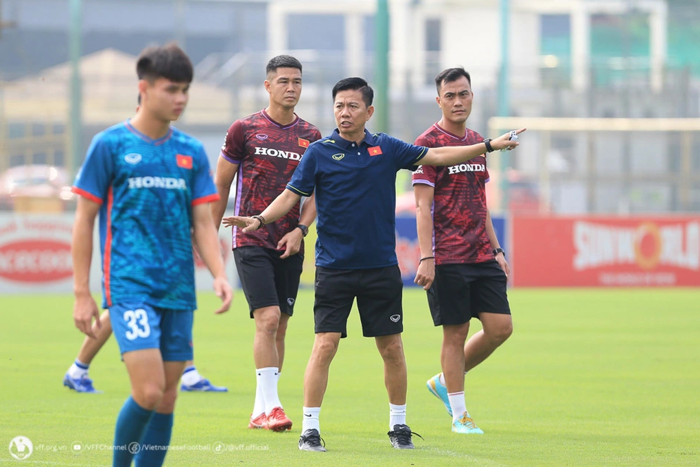 HLV Hoàng Anh Tuấn có tạo nên lứa Quang Hải mới ở U23 Việt Nam? - 1 HLV Hoàng Anh Tuấn có tạo nên lứa Quang Hải mới ở U23 Việt Nam? - 1