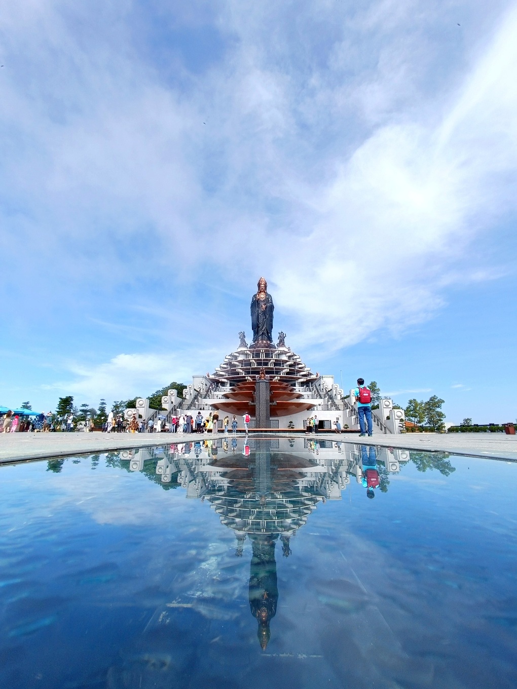 Núi Bà Đen xuất hiện đĩa bay mây khiến du khách thích thú - 3 Núi Bà Đen xuất hiện đĩa bay mây khiến du khách thích thú - 3