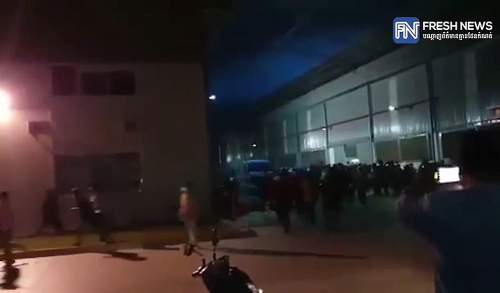 1.000 công nhân Campuchia tháo chạy để trốn xét nghiệm Covid-19 - 1 1.000 công nhân Campuchia tháo chạy để trốn xét nghiệm Covid-19 - 1