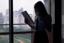 Tìm việc mùa Covid-19: Cô gái trẻ "rao" lương 30 triệu đồng... mới đi làm