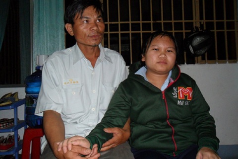 Vừa phẫu thuật u não vẫn quyết tâm đi thi