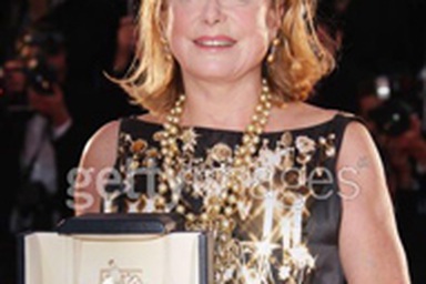 Điện ảnh Pháp, Ý: “Sắc” mới từ Cành cọ vàng