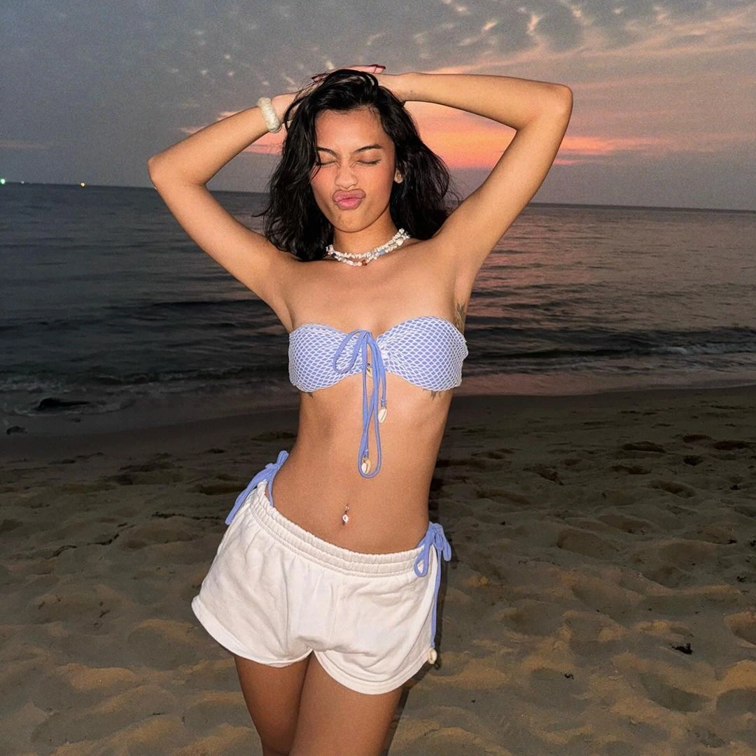 Hot jente fra Da Nang forårsaker feber med sin sexy klesstil og luksuriøse liv - 2 Hot girl Đà Nẵng gây sốt với gu ăn mặc gợi cảm, cuộc sống sang chảnh - 2