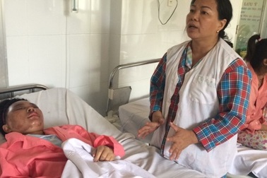 Vụ người đàn ông tạt cả can a xít: Mâu thuẫn âm ỉ từ chiếc xe chở cơm thiu