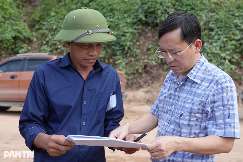 Báo Dân trí tiếp tục hỗ trợ 300 triệu đồng tới người dân vùng lũ ở Nghệ An - 1 Báo Dân trí tiếp tục hỗ trợ 300 triệu đồng tới người dân vùng lũ ở Nghệ An - 1