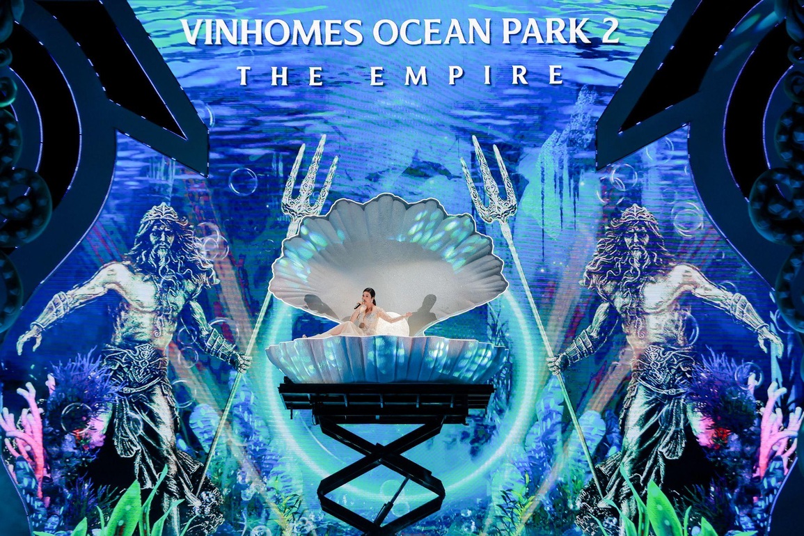 Pháo hoa rực rỡ khai trương tổ hợp biển tạo sóng ở Vinhomes Ocean Park 2 - 8 Pháo hoa rực rỡ khai trương tổ hợp biển tạo sóng ở Vinhomes Ocean Park 2 - 8