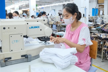 Giấy khai sinh phải có đủ tên cha và mẹ mới được hưởng thai sản?