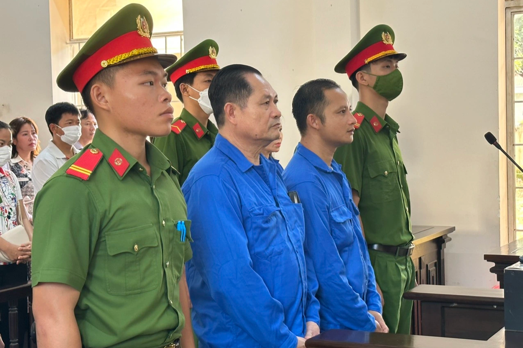 Thiện Soi lĩnh 15 năm 6 tháng tù - 1 Thiện Soi lĩnh 15 năm 6 tháng tù - 1