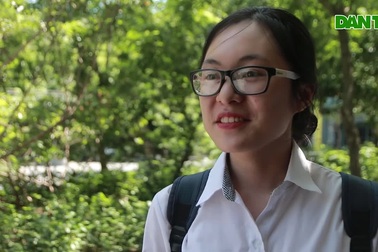 Thí sinh thở phào nhẹ nhõm kết thúc bài thi tổ hợp Khoa học tự nhiên