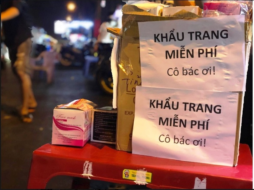 TPHCM: Doanh nghiệp và người dân chung tay ứng phó dịch Corona - 1 TPHCM: Doanh nghiệp và người dân chung tay ứng phó dịch Corona - 1
