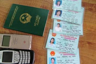 Phát hiện, bắt tạm giam trường hợp đầu tiên dùng CMND giả
