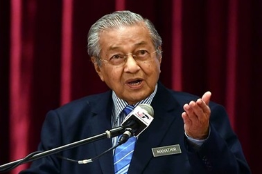 Thủ tướng Malaysia, 94 tuổi, nói sẽ không từ chức cho tới khi hoàn thành nhiệm vụ