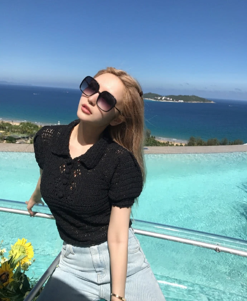 Bạn gái cũ “làm ăn phát đạt” sau khi tố La Chí Tường ngoại tình - 5 Bạn gái cũ “làm ăn phát đạt” sau khi tố La Chí Tường ngoại tình - 5