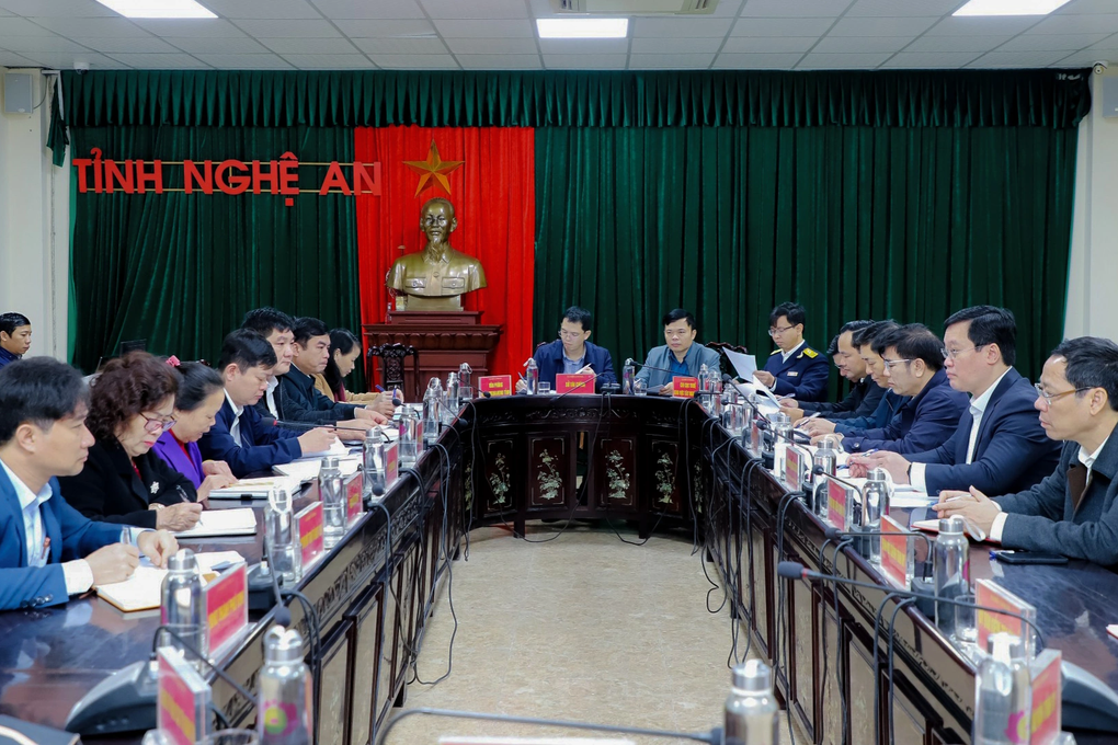 Người dân bị chậm cấp sổ đỏ, Chủ tịch tỉnh yêu cầu huyện, xã xin lỗi - 1 Người dân bị chậm cấp sổ đỏ, Chủ tịch tỉnh yêu cầu huyện, xã xin lỗi - 1