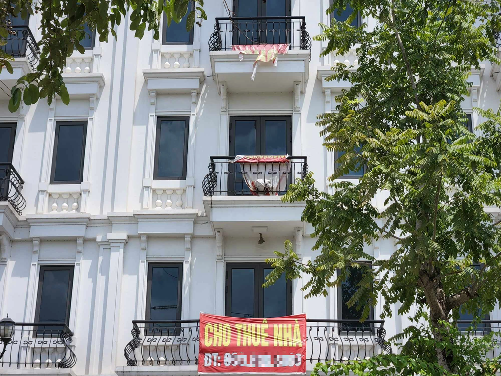 Biệt thự triệu đô cho thuê vài chục triệu đồng một tháng - 2 Biệt thự triệu đô cho thuê vài chục triệu đồng một tháng - 2
