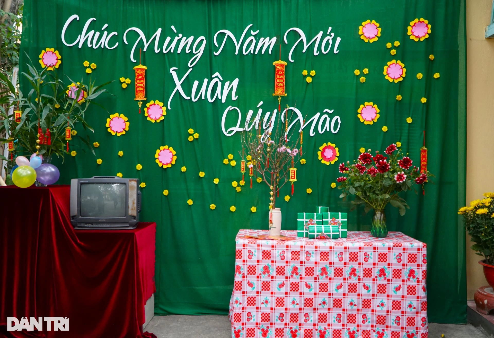 Xem lại cảnh ngày Tết của gia đình trung lưu thời bao cấp - 13 Xem lại cảnh ngày Tết của gia đình trung lưu thời bao cấp - 13