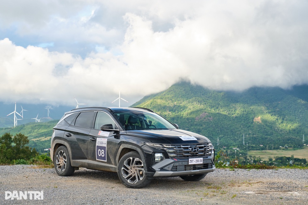 Đánh giá Hyundai Tucson: Khi xe Hàn không còn mờ nhạt về cảm giác lái - 26 Đánh giá Hyundai Tucson: Khi xe Hàn không còn mờ nhạt về cảm giác lái - 26