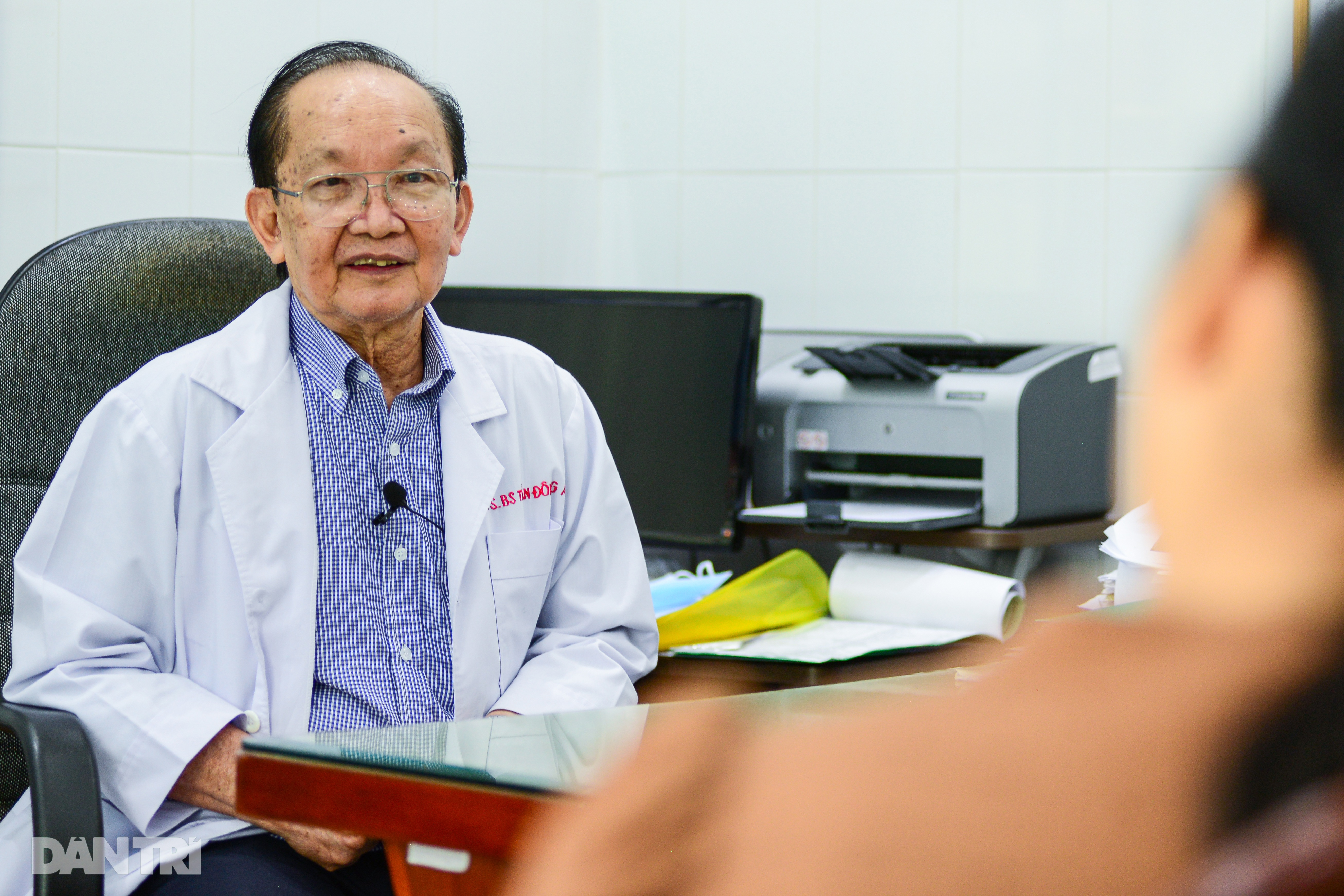 GS Trần Đông A: Cử tri lựa chọn đại biểu phải đúng người, đúng thời điểm! - 2 GS Trần Đông A: Cử tri lựa chọn đại biểu phải đúng người, đúng thời điểm! - 2