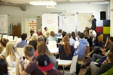 Cuộc thi học bổng toàn phần dành riêng cho sinh viên Việt Nam cùng Đại học quốc tế Karlshochschule 2019 – Đức