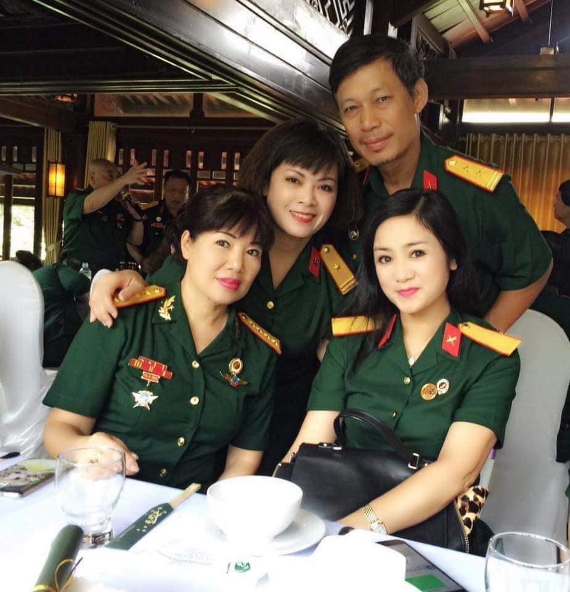 NSND Thu Hà: Tôi coi chú Tiến Hợi như người thân, chú mất thấy thương lắm - 1 NSND Thu Hà: Tôi coi chú Tiến Hợi như người thân, chú mất thấy thương lắm - 1