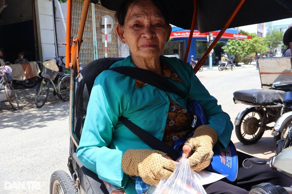 Tiệm tạp hóa 0 đồng dành cho những người khó khăn - 2 Tiệm tạp hóa 0 đồng dành cho những người khó khăn - 2