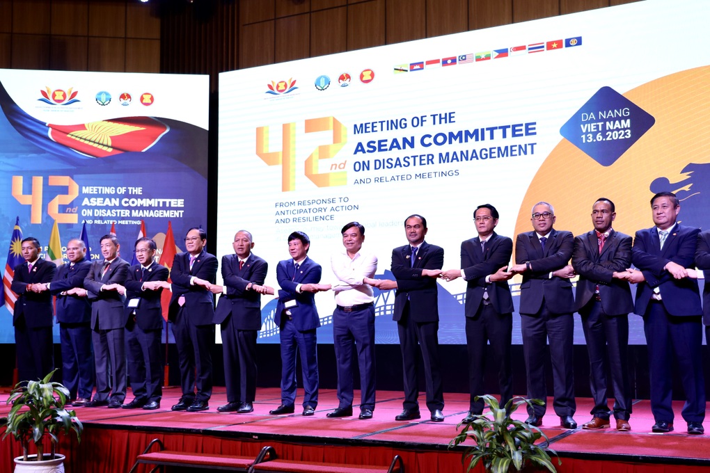 Hơn 60 đại biểu quốc tế dự khai mạc Hội nghị ASEAN về quản lý thiên tai - 1 Hơn 60 đại biểu quốc tế dự khai mạc Hội nghị ASEAN về quản lý thiên tai - 1
