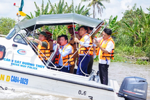 Phó Thủ tướng thị sát mỏ cát phục vụ xây cao tốc Bắc - Nam