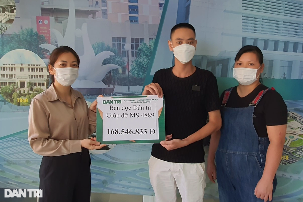 Gần 170 triệu đồng đến với gia đình người phụ nữ mắc viêm cơ tim - 1 Gần 170 triệu đồng đến với gia đình người phụ nữ mắc viêm cơ tim - 1