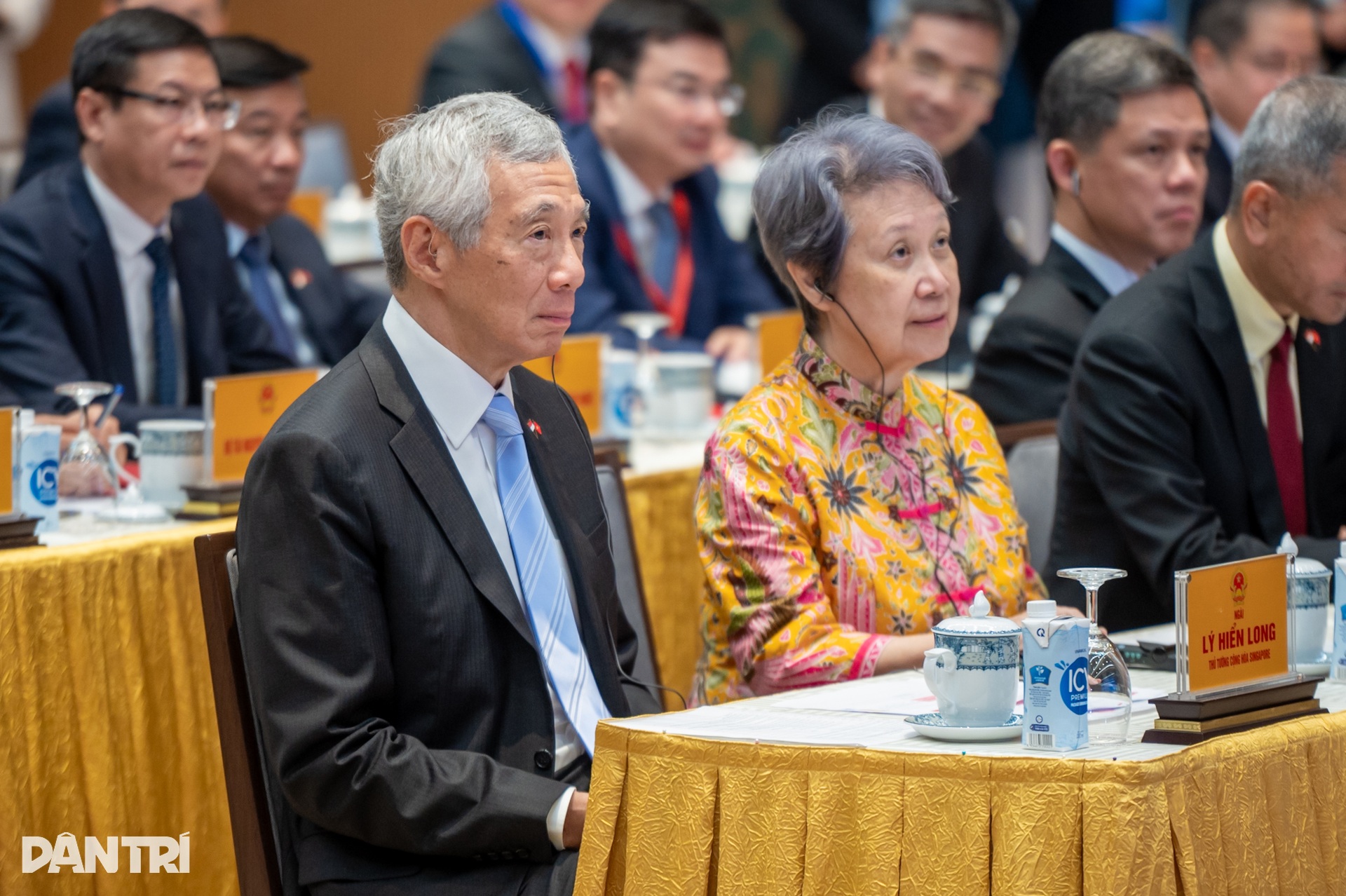 Thủ tướng Việt Nam và Singapore gặp gỡ, đối thoại cùng thanh niên 2 nước - 3 Thủ tướng Việt Nam và Singapore gặp gỡ, đối thoại cùng thanh niên 2 nước - 3